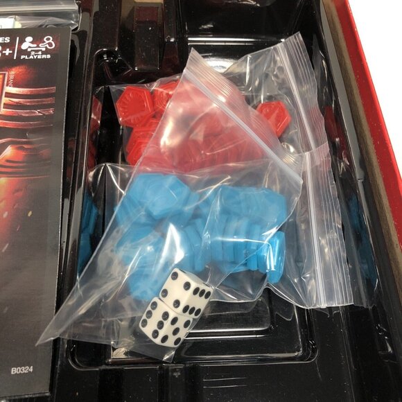 Monopoly Star Wars Edition Board Game Hasbro Gaming  2015 Complete - Picture 7 of 7